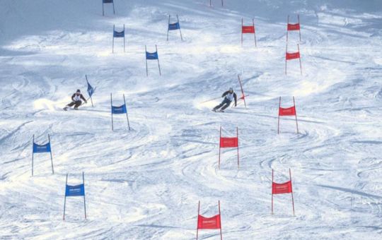 Die 11. Auflage der österreichischen Ski- und Snowboard-Hochschulmeisterschaft (TASC-UAM) überzeugt mit einem neuen Rennkonzept und abwechslungsreichen Rahmenprogramm.