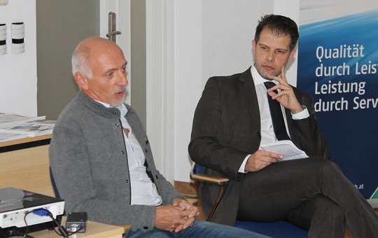 Prof. (FH) DDr. Situm gewann den Tiroler Speditionsunternehmer Walter Grassmair über seine wertvollen Erfahrungen aus der Firmenübergabe zu berichten.
