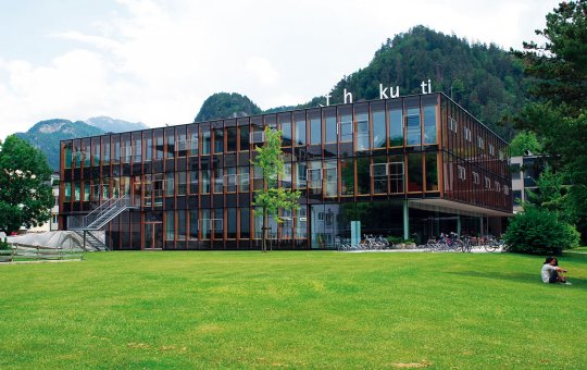 Bestnoten für FH Kufstein Tirol in Organisation und Studierendenbetreuung im CHE Hochschulranking