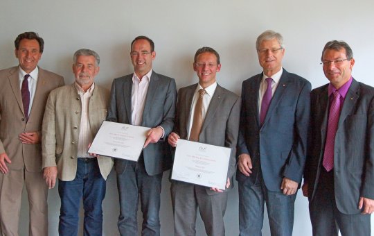 v.l. GF Mag. Richter, Bmstr. Ing. Treichl, FH-Vizerektor Hornig, FH-Rektor Lüthi, Dr. Dillersberger und GF Dr. Madritsch.