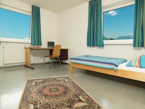 Bild: Zimmer des Studentenheims der FH Kufstein