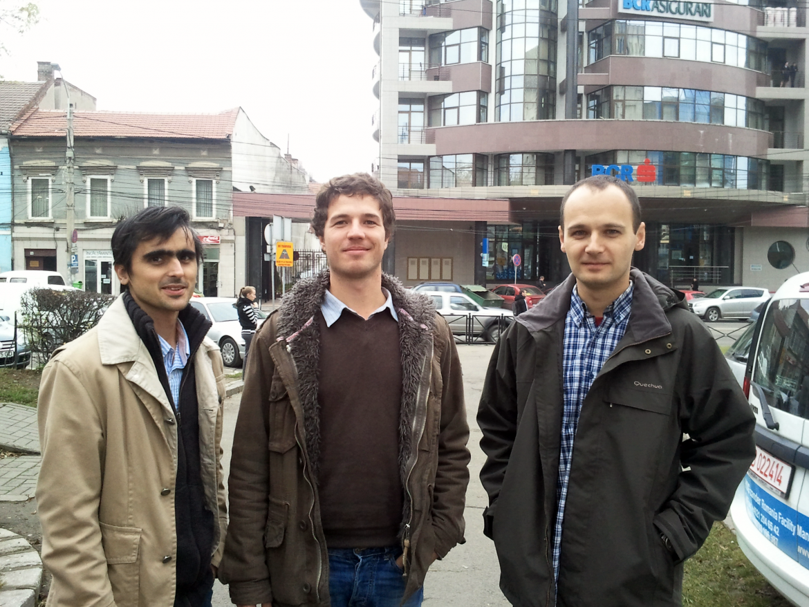 Stefan Huber, B.A., (Mitte) mit Projektpartnern